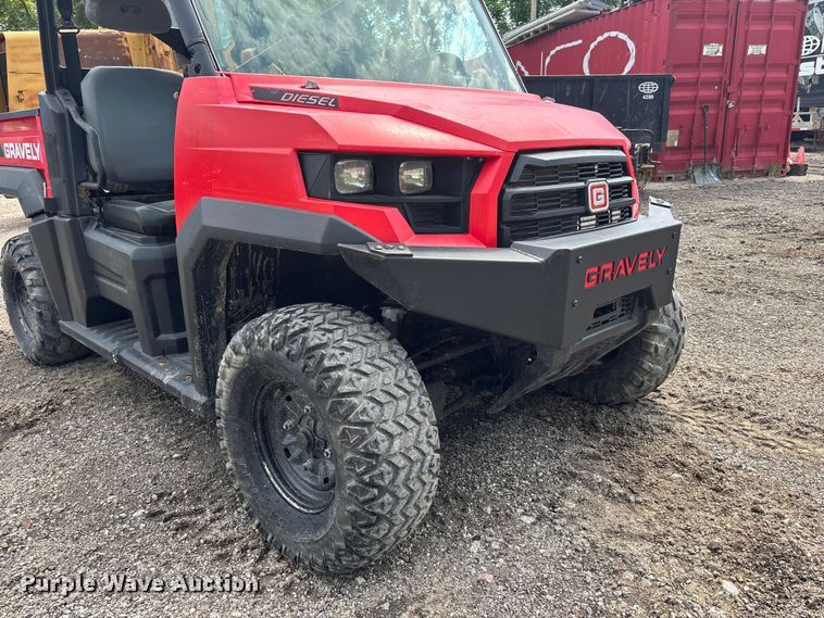 image for item NM9956 2016 Gravely 3000 utility vehicle