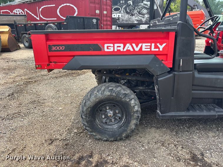 image for item NM9956 2016 Gravely 3000 utility vehicle