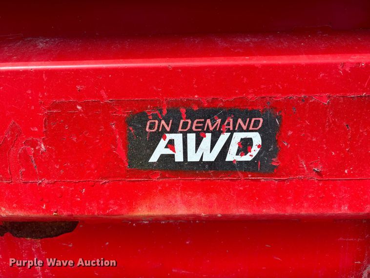image for item NM9956 2016 Gravely 3000 utility vehicle