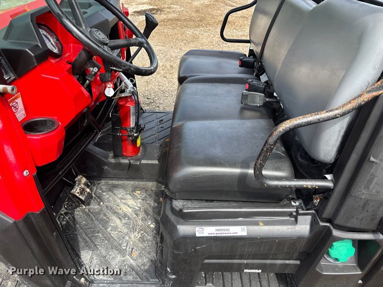image for item NM9956 2016 Gravely 3000 utility vehicle