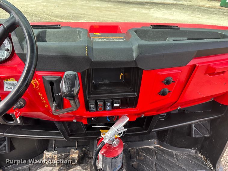 image for item NM9956 2016 Gravely 3000 utility vehicle