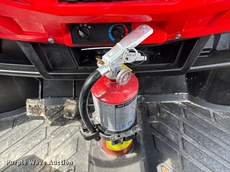 image for item NM9956 2016 Gravely 3000 utility vehicle