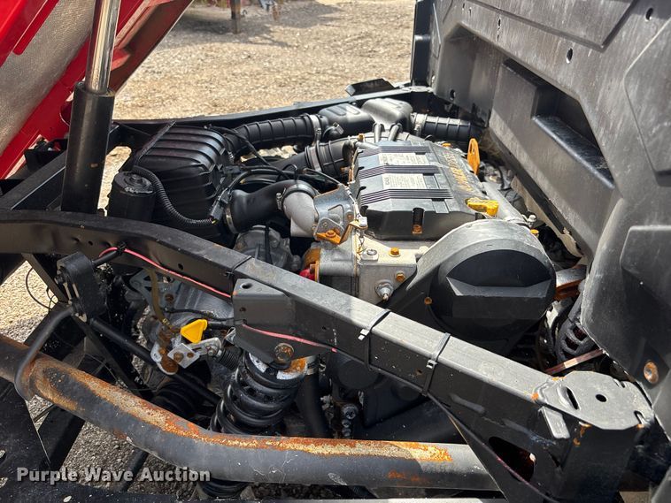 image for item NM9956 2016 Gravely 3000 utility vehicle