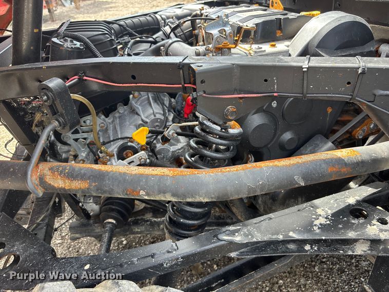 image for item NM9956 2016 Gravely 3000 utility vehicle