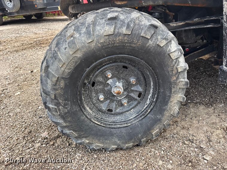 image for item NM9956 2016 Gravely 3000 utility vehicle