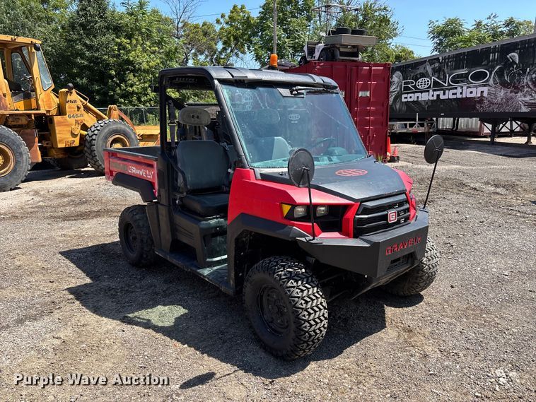image for item NM9957 2016 Gravely 3000 utility vehicle