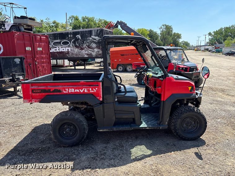 image for item NM9957 2016 Gravely 3000 utility vehicle