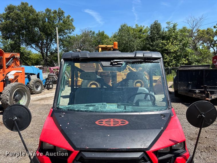 image for item NM9957 2016 Gravely 3000 utility vehicle