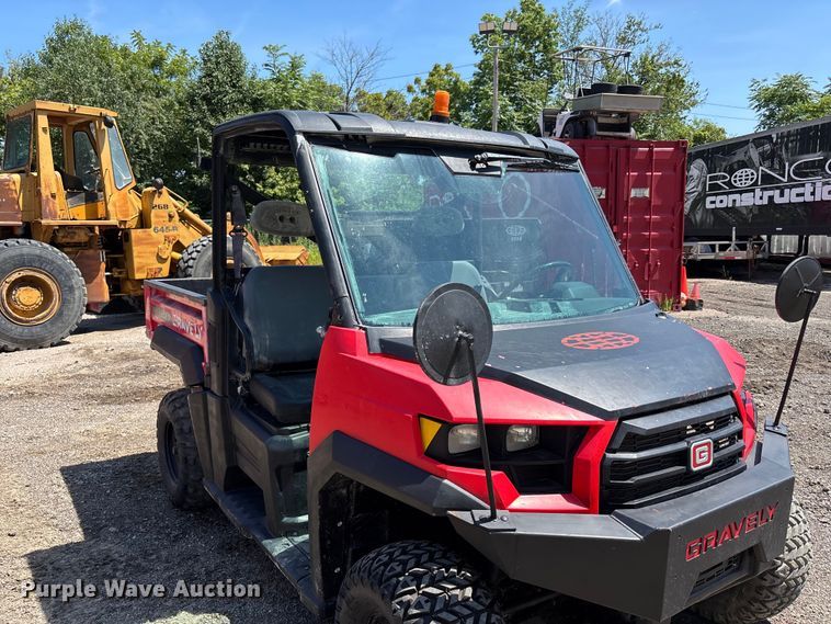 image for item NM9957 2016 Gravely 3000 utility vehicle