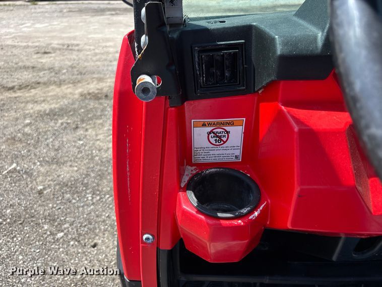 image for item NM9957 2016 Gravely 3000 utility vehicle