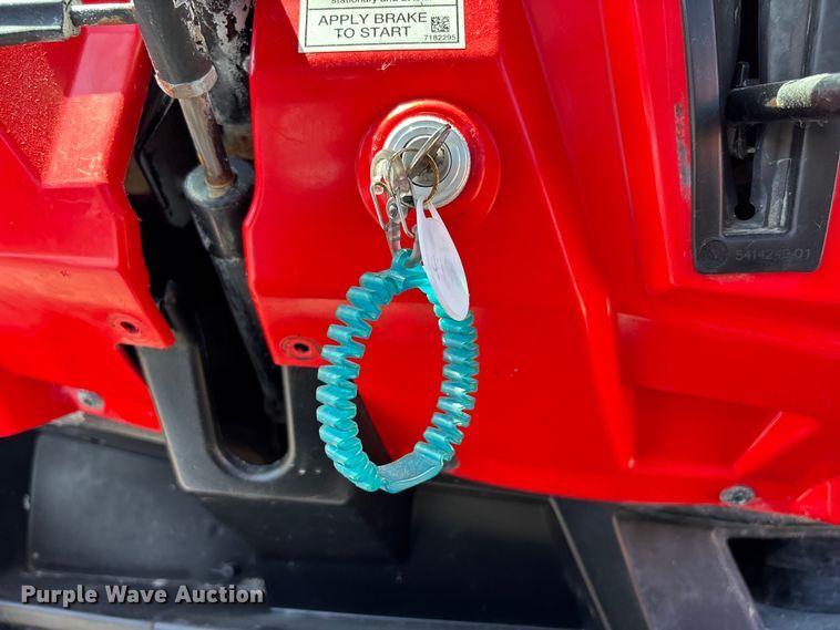 image for item NM9957 2016 Gravely 3000 utility vehicle