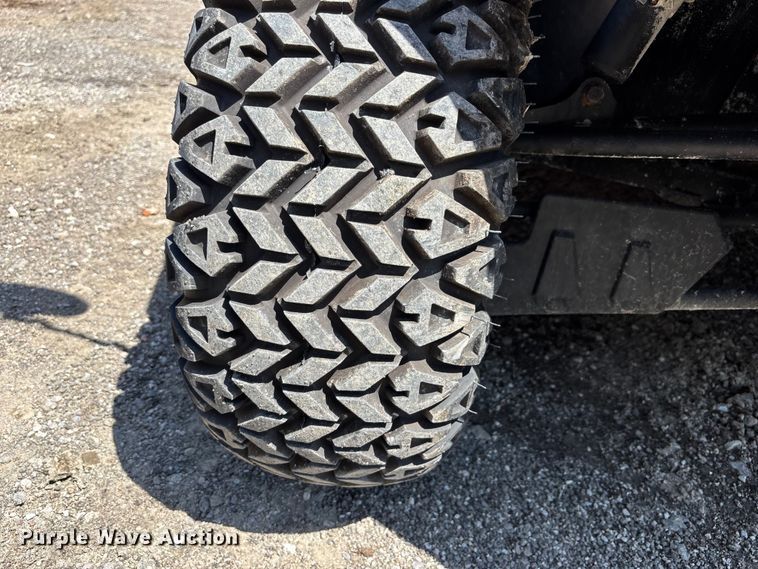 image for item NM9957 2016 Gravely 3000 utility vehicle