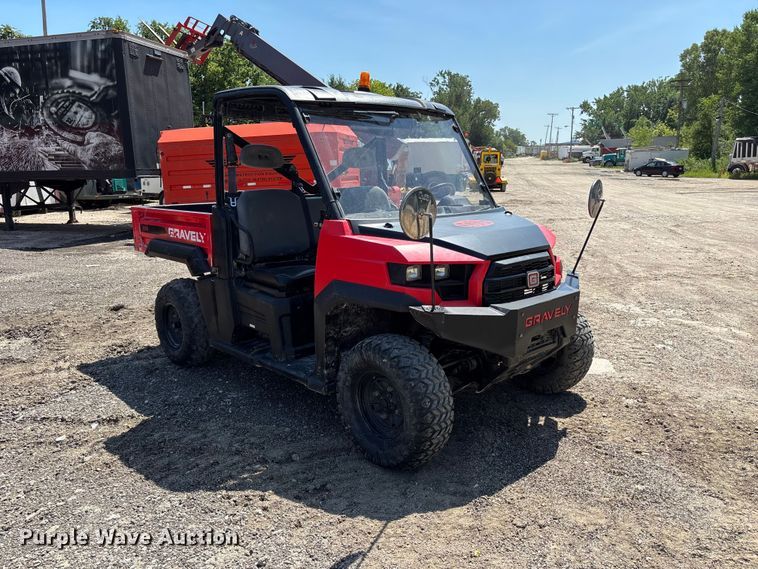 image for item NM9959 2016 Gravely 3000 utility vehicle
