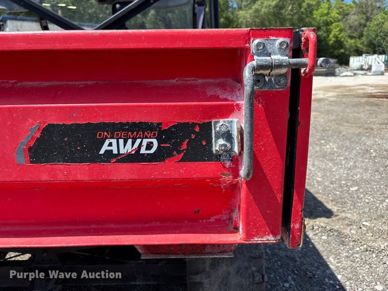 image for item NM9959 2016 Gravely 3000 utility vehicle