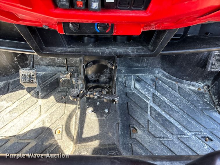 image for item NM9959 2016 Gravely 3000 utility vehicle