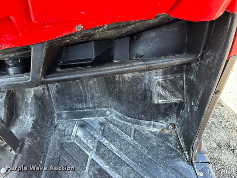 image for item NM9959 2016 Gravely 3000 utility vehicle