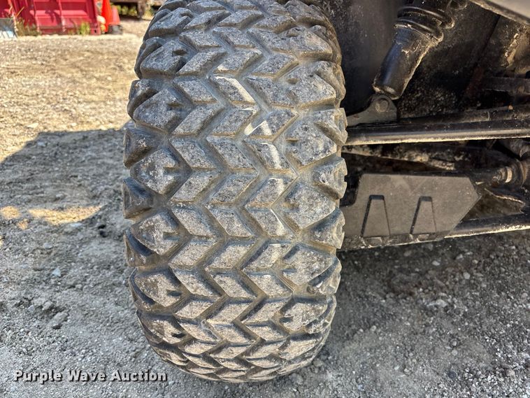 image for item NM9959 2016 Gravely 3000 utility vehicle