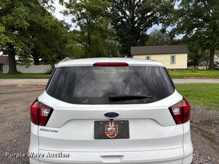 image for item NM9963 2019 Ford Escape SUV