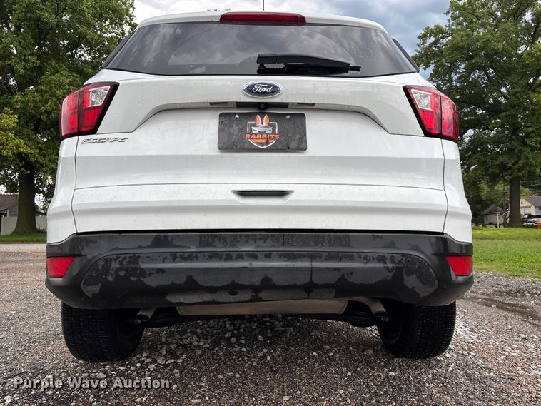 image for item NM9963 2019 Ford Escape SUV
