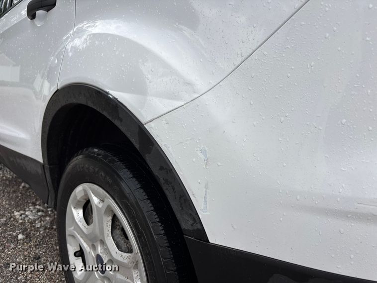 image for item NM9963 2019 Ford Escape SUV