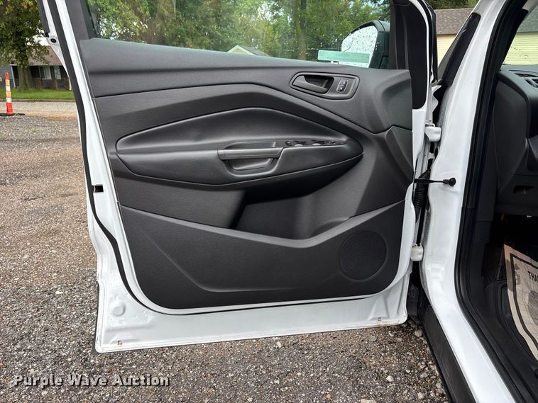 image for item NM9963 2019 Ford Escape SUV