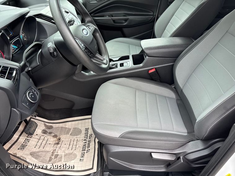 image for item NM9963 2019 Ford Escape SUV