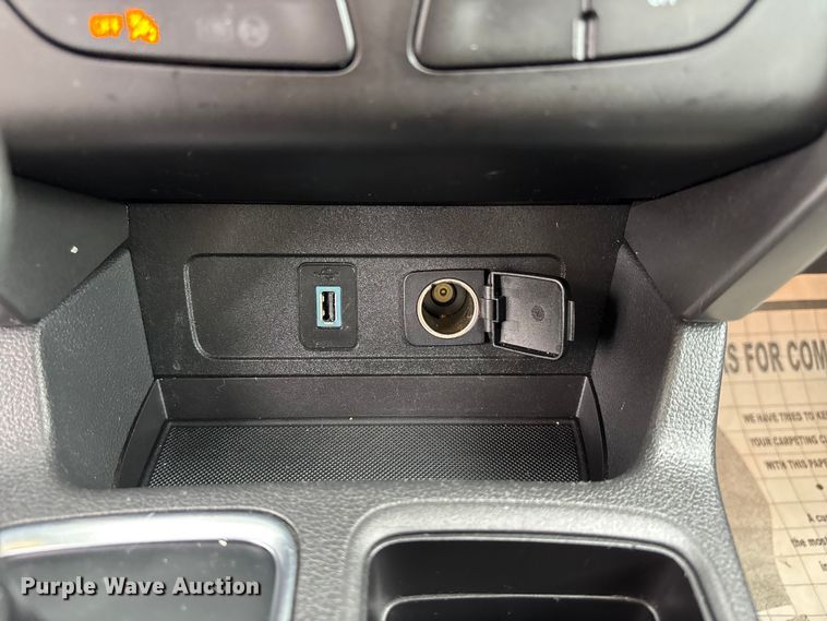 image for item NM9963 2019 Ford Escape SUV