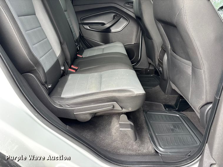 image for item NM9963 2019 Ford Escape SUV