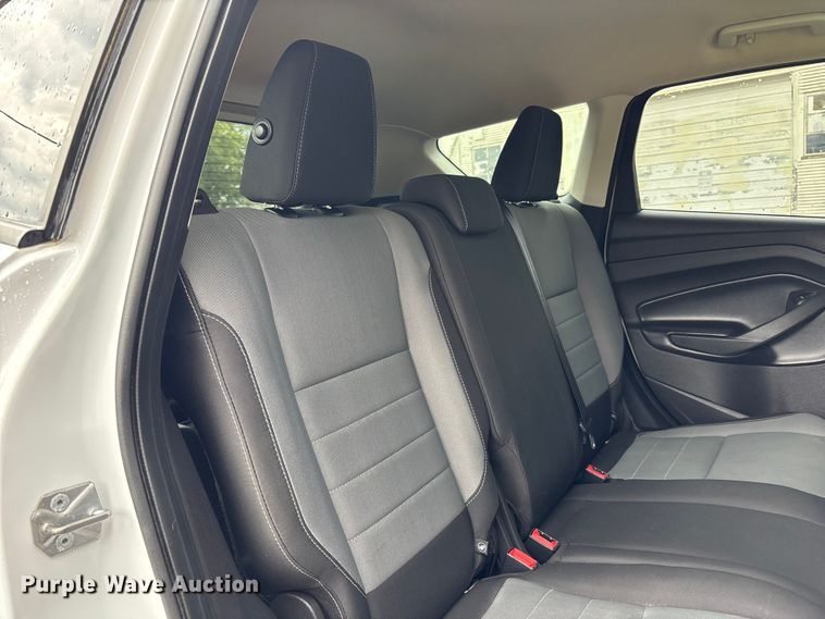 image for item NM9963 2019 Ford Escape SUV