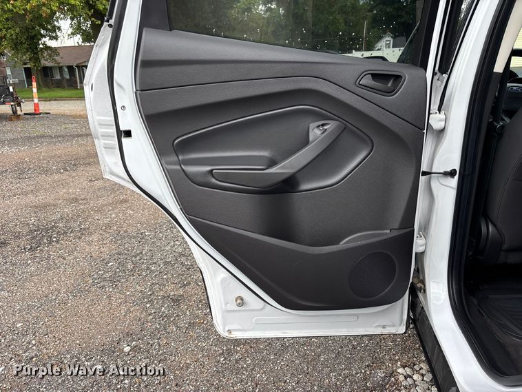 image for item NM9963 2019 Ford Escape SUV