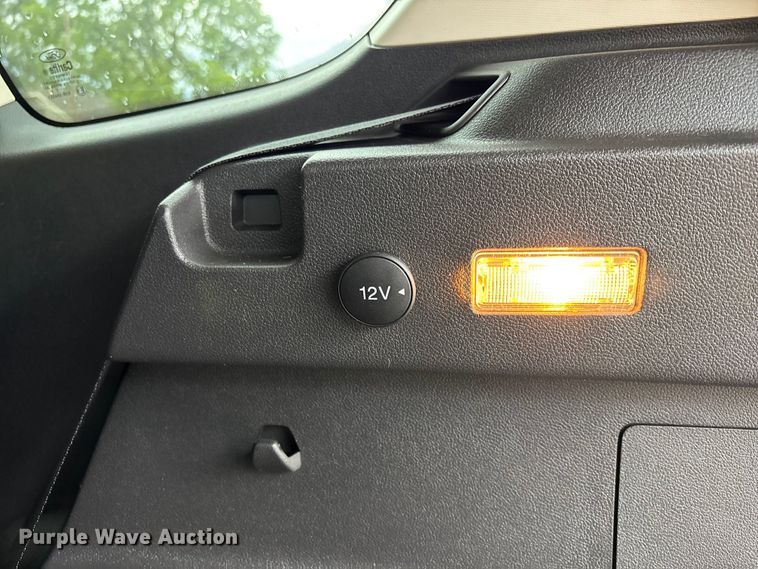 image for item NM9963 2019 Ford Escape SUV
