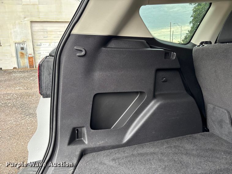 image for item NM9963 2019 Ford Escape SUV