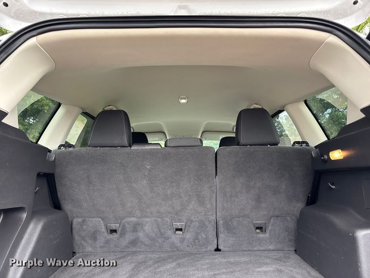 image for item NM9963 2019 Ford Escape SUV