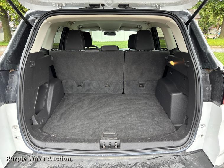 image for item NM9963 2019 Ford Escape SUV