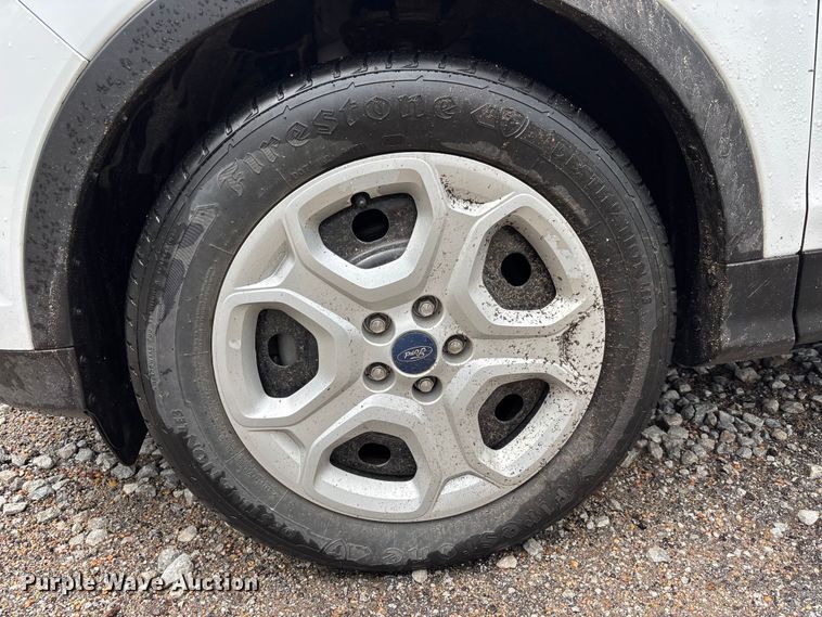 image for item NM9963 2019 Ford Escape SUV