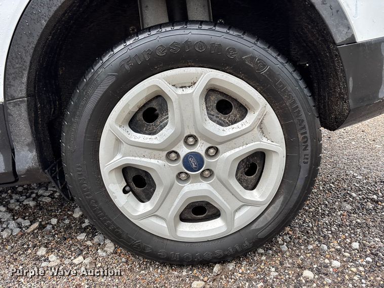 image for item NM9963 2019 Ford Escape SUV