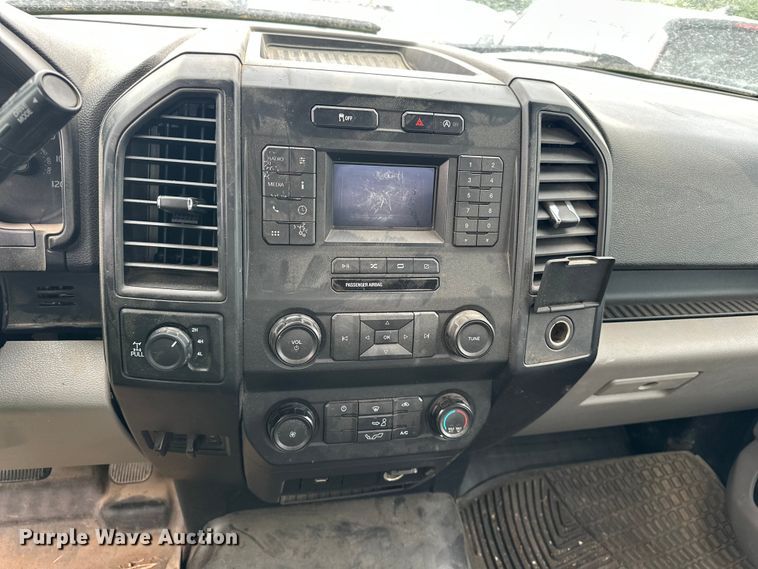 image for item YA3289 2019 Ford F150  pickup truck