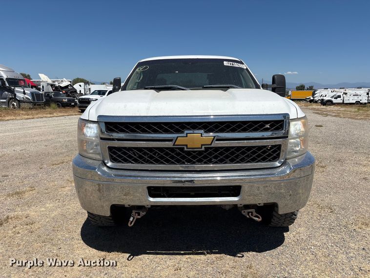 image for item YA3458 2012 Chevrolet Silverado 2500HD Crew Cab pickup truck