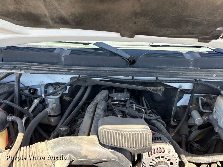 image for item YA3458 2012 Chevrolet Silverado 2500HD Crew Cab pickup truck