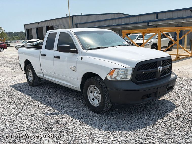 image for item YA3641 2019 RAM 1500 Classic Ext. Cab pickup truck