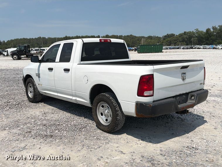 image for item YA3641 2019 RAM 1500 Classic Ext. Cab pickup truck