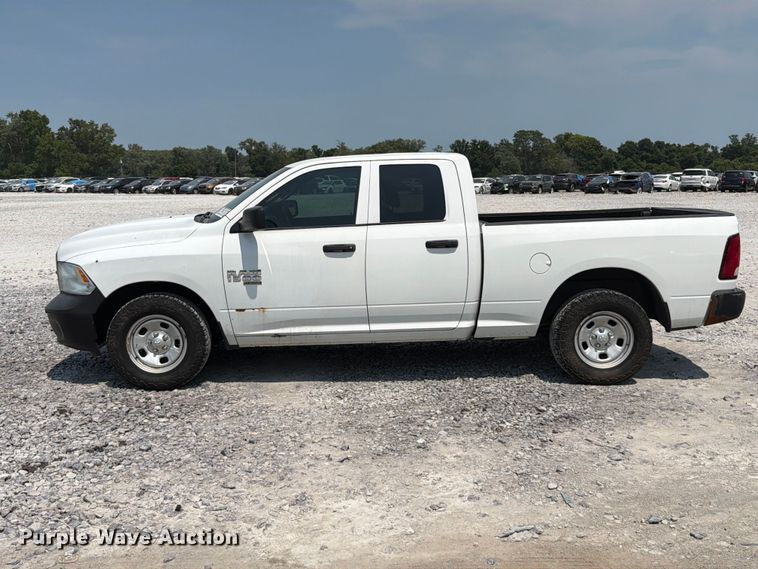 image for item YA3641 2019 RAM 1500 Classic Ext. Cab pickup truck