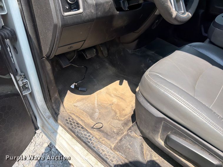 image for item YA3641 2019 RAM 1500 Classic Ext. Cab pickup truck