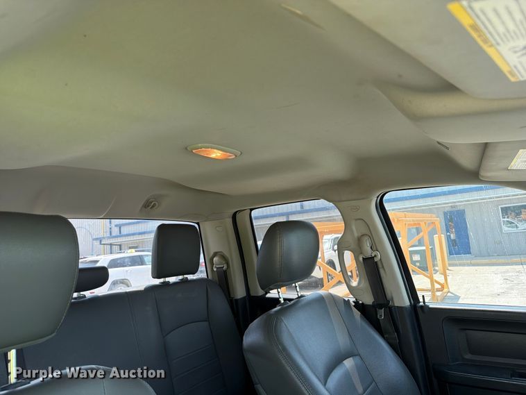image for item YA3641 2019 RAM 1500 Classic Ext. Cab pickup truck