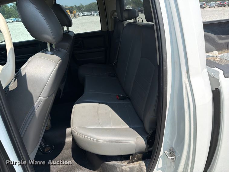 image for item YA3641 2019 RAM 1500 Classic Ext. Cab pickup truck