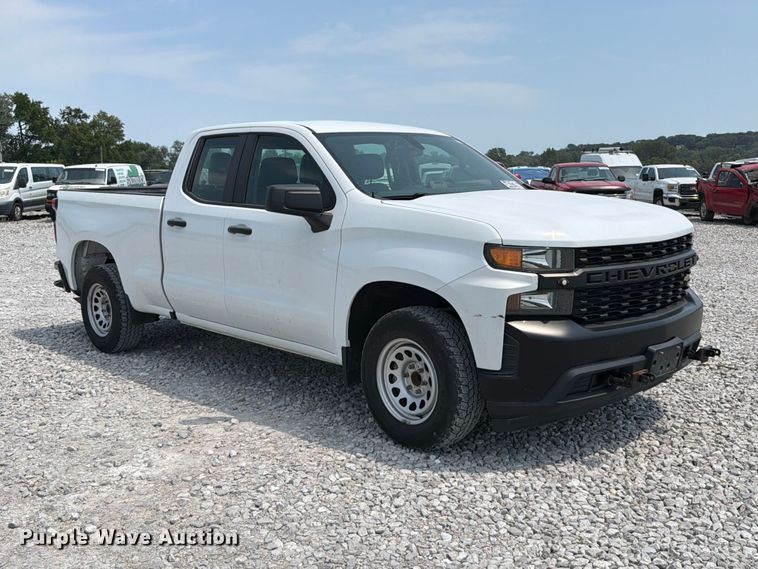 image for item YA3642 2021 Chevrolet Silverado 1500 Ext. Cab pickup truck