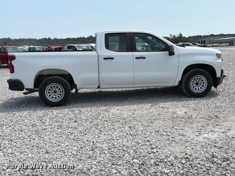 image for item YA3642 2021 Chevrolet Silverado 1500 Ext. Cab pickup truck
