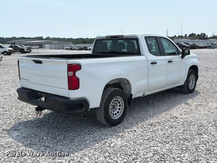 image for item YA3642 2021 Chevrolet Silverado 1500 Ext. Cab pickup truck