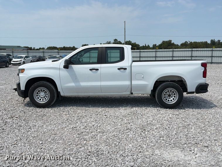 image for item YA3642 2021 Chevrolet Silverado 1500 Ext. Cab pickup truck