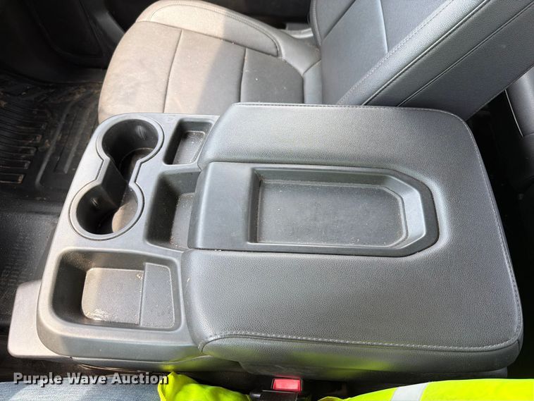 image for item YA3642 2021 Chevrolet Silverado 1500 Ext. Cab pickup truck